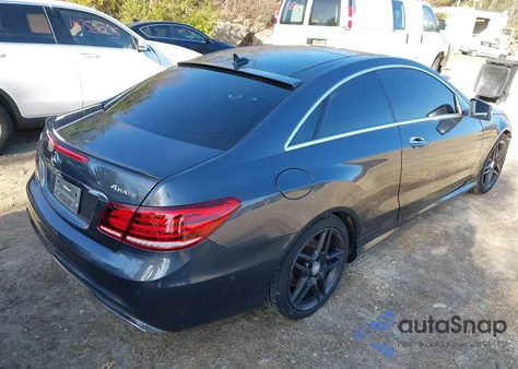 2016 Mercedes-Benz E 400 4Matic z USA, uszkodzony, nr VIN WDDKJ6HB9GF318047